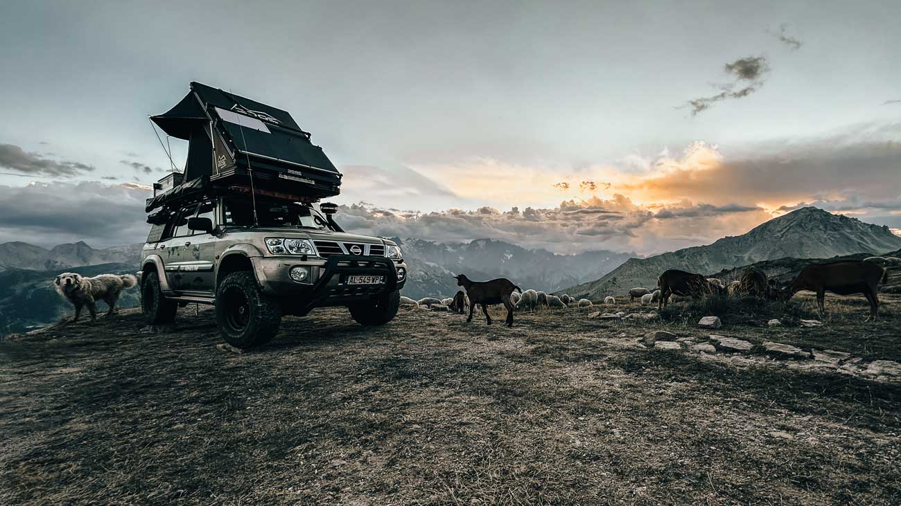 PAT, Perrine's Nissan Patrol equipped with EDGE Overland rooftop tent and awning