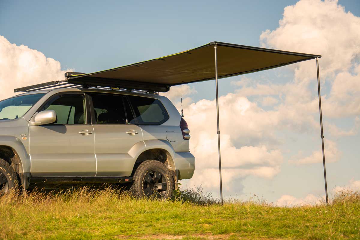 EDGE Overland foldout car awning