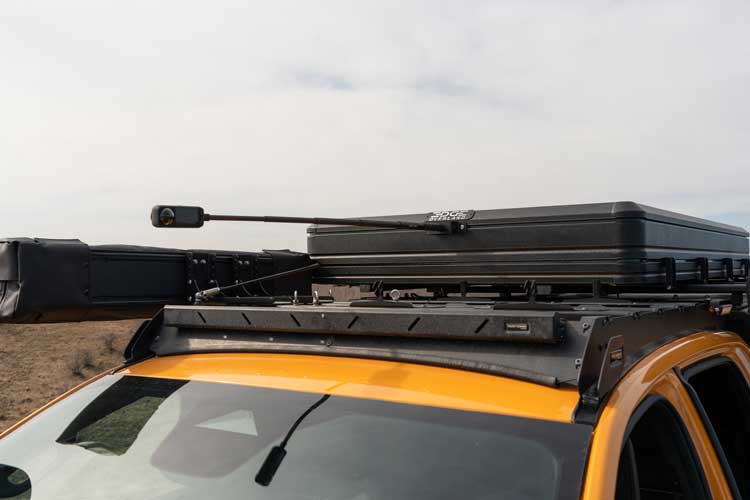 Polo de extensión utilizado para la fijación de la cámara de acción de 360 grados al soporte de cámara de la tienda de techo.