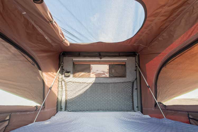 Tente de toit Horizon Mini avec grandes fenêtres et portes sur tous les côtés