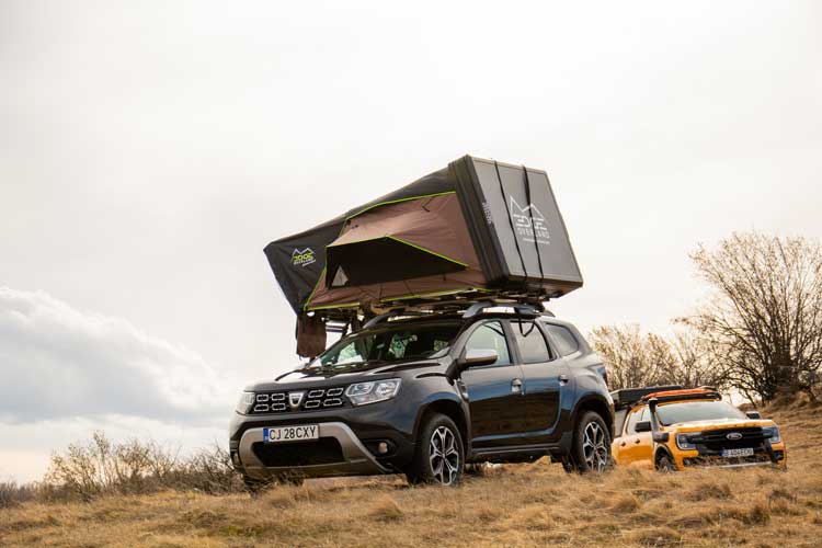 Présentation de la petite tente de toit Horizon Mini s’adaptant parfaitement aux petites voitures et aux SUV