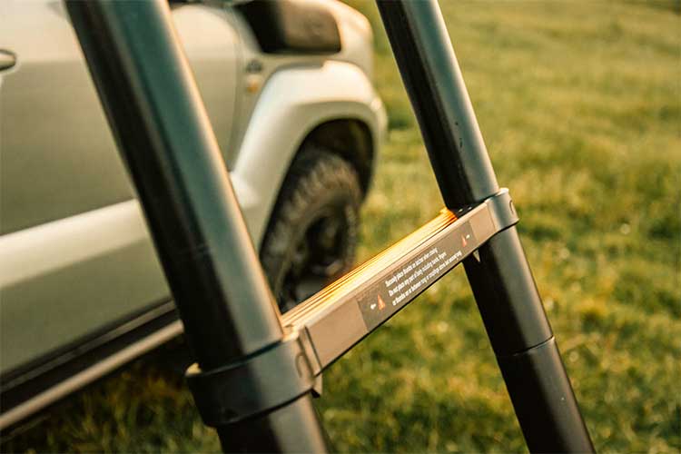 Collapsible ladder of the rooftop tent