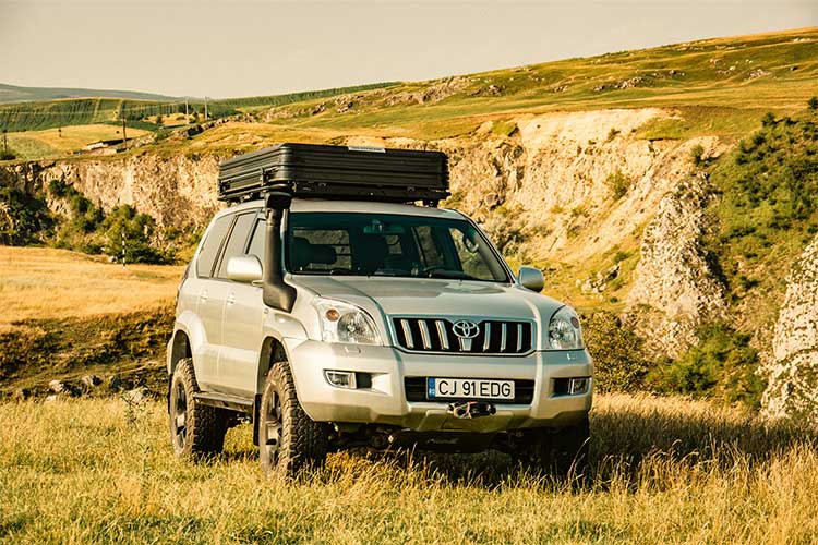 Closed front view of the rooftop tent
