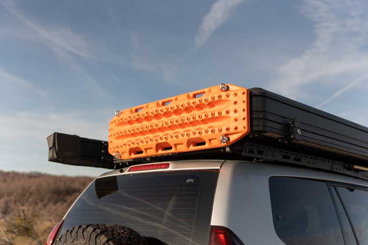 Suport pentru Plăci de Tracțiune pentru Corturile Auto Horizon