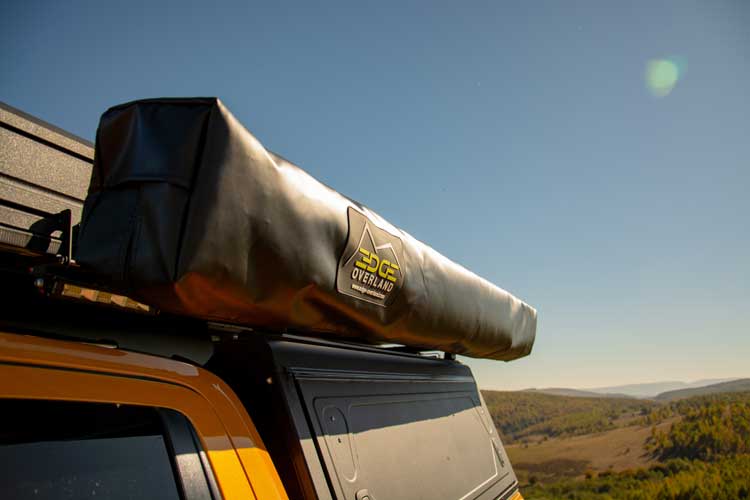 Freestanding awning closed bag front