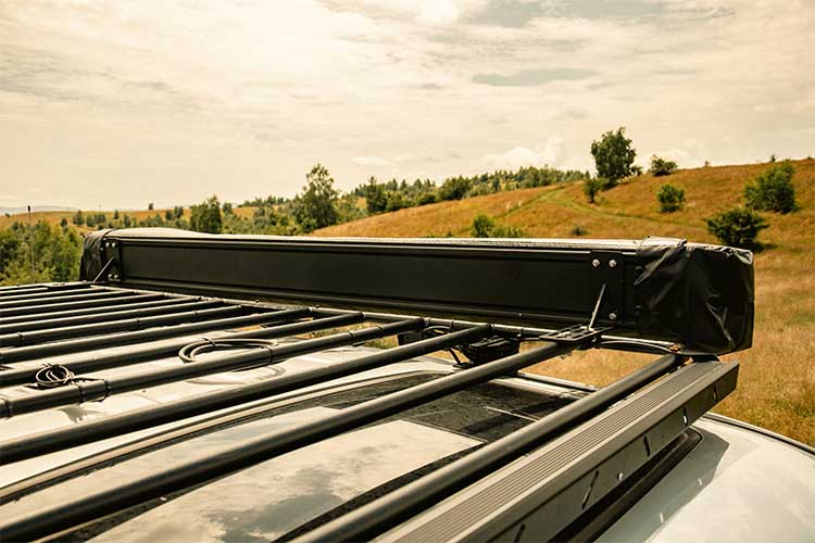 Freestanding awning mounting brackets