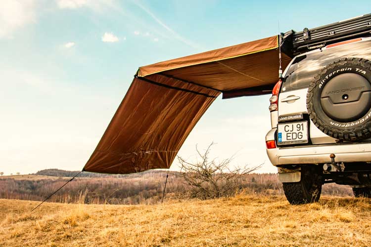Sub peretele de umbră a marchizei auto Shelter Max