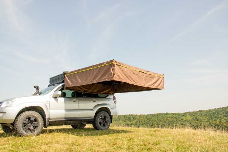 Left hand side view of the sidewall extensions installed on the Shelter max awning.